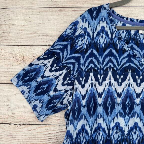 Chico's Geometric Print Scoop Neck T-Shirt Womens XXL Blue Short Sleeve - Picture 3 of 9